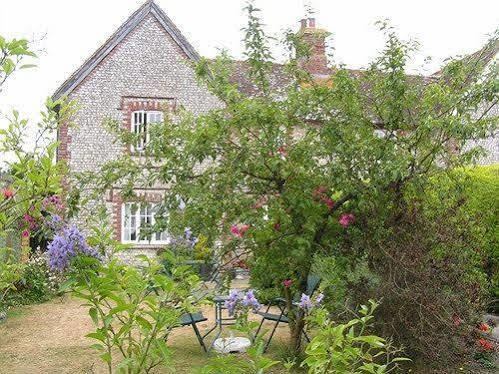 Flint Cottage Chichester Exteriör bild